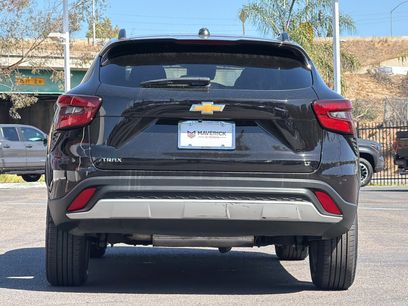 Used 2025 Chevrolet Trax LT