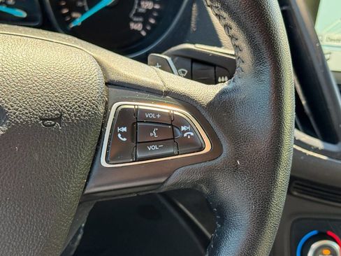 Used 2017 Ford Escape Titanium w/ Equipment Group 301A AWD/4WD image 28