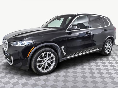 Used 2024 BMW X5 sDrive40i image 4