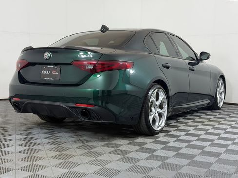Used 2021 Alfa Romeo Giulia Ti Sport RWD image 9