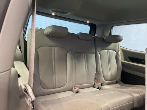 Used 2024 Jeep Wagoneer Series II w/ Flexible Seating Group image 47