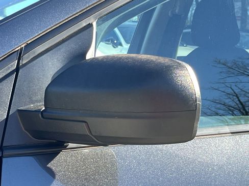 Used 2020 Ford Edge SE image 30