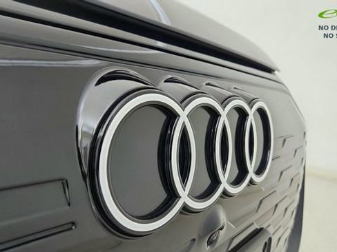 Used 2025 Audi Q6 e-tron Premium w/ Convenience Package RWD image 16