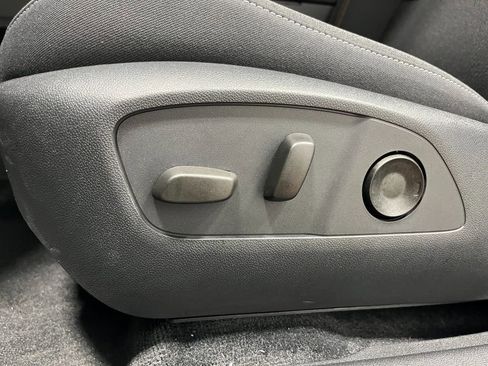 New 2026 Honda Prologue EX image 18