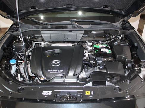 Used 2018 MAZDA CX-5 Touring w/ Preferred Equipment Package AWD/4WD image 13