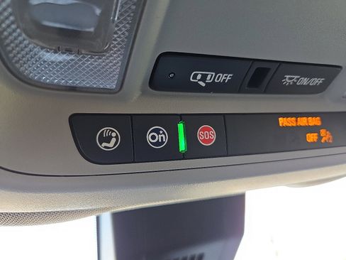 Used 2020 GMC Terrain SLT w/ Preferred Package image 22