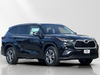 New 2025 Toyota Highlander XLE