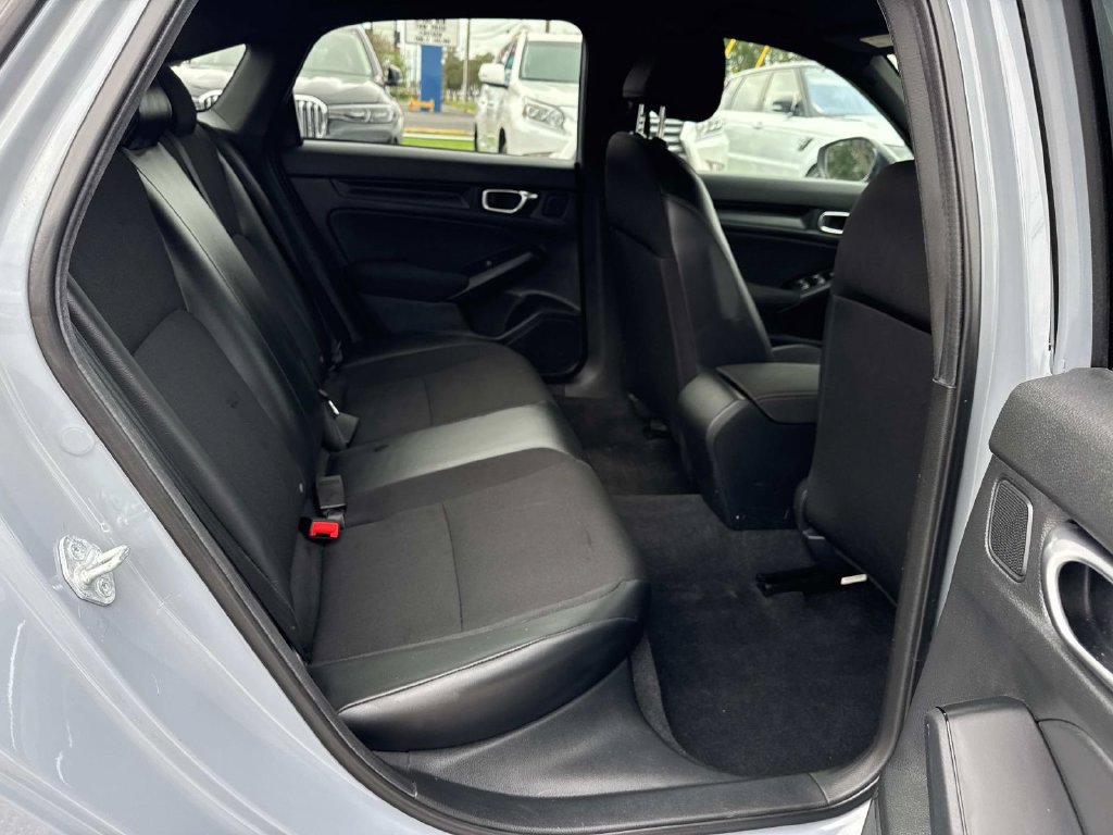 Used 2024 Honda Civic Sport image 11