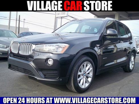 Used 2017 BMW X3 sDrive28i image 1
