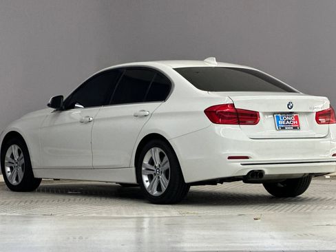 Used 2018 BMW 330i Sedan RWD image 3