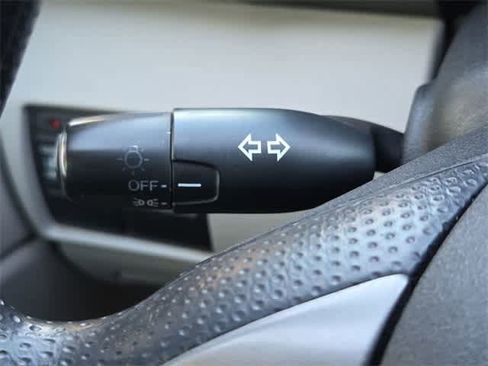 Used 2016 Honda Odyssey SE image 26