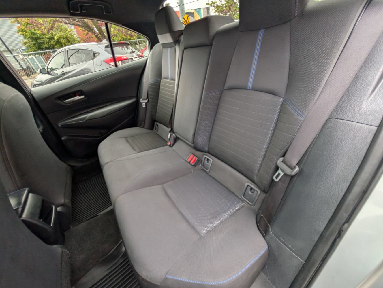 Used 2022 Toyota Corolla SE FWD image 18