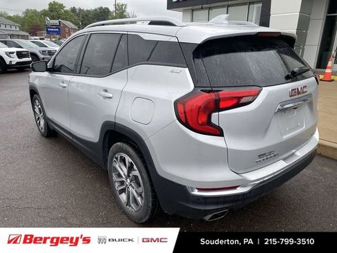 Used 2019 GMC Terrain SLT AWD/4WD image 3