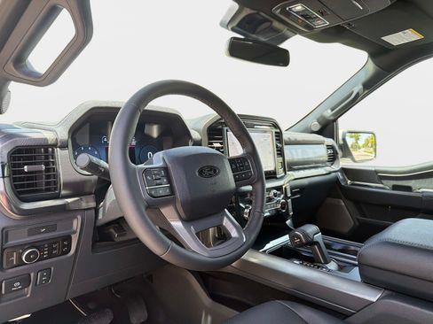 Used 2026 Ford F150 Lariat AWD/4WD image 42
