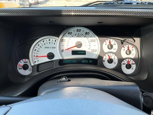 Used 2004 HUMMER H2 w/ Preferred Equipment Group AWD/4WD image 20