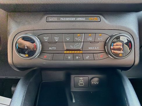 Used 2023 Ford Bronco Sport Outer Banks w/ Tech Package AWD/4WD image 18