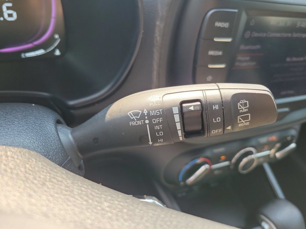Used 2023 Kia Soul LX w/ Option Group 015 FWD image 16