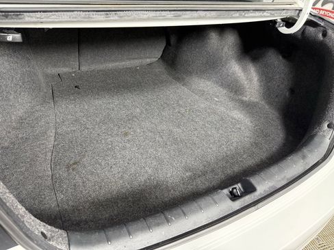 Used 2016 Honda Accord Sport image 12