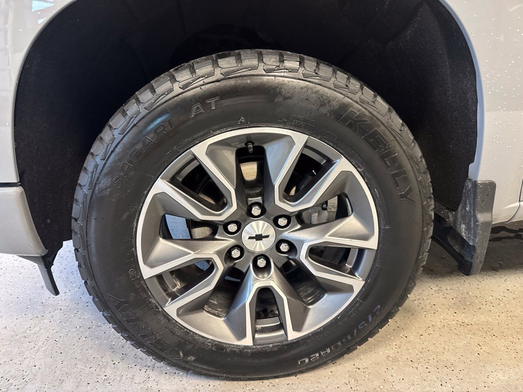 Used 2024 Chevrolet Silverado 1500 RST w/ Z71 Off-Road Package AWD/4WD image 22