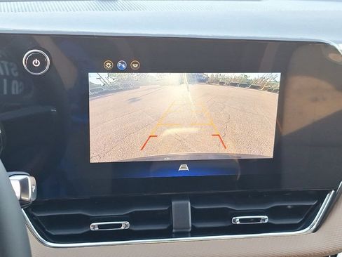 New 2026 Chevrolet Equinox ACTIV w/ Convenience Package III image 24