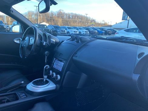 Used 2007 Nissan 350Z Grand Touring image 9