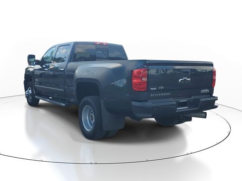 Used 2018 Chevrolet Silverado 3500 High Country w/ Duramax Plus Package AWD/4WD image 4