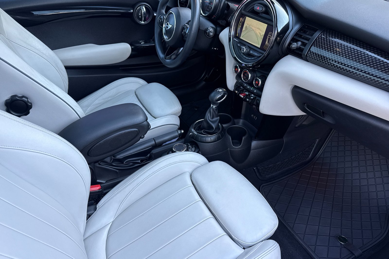 Used 2015 MINI Cooper S FWD image 18
