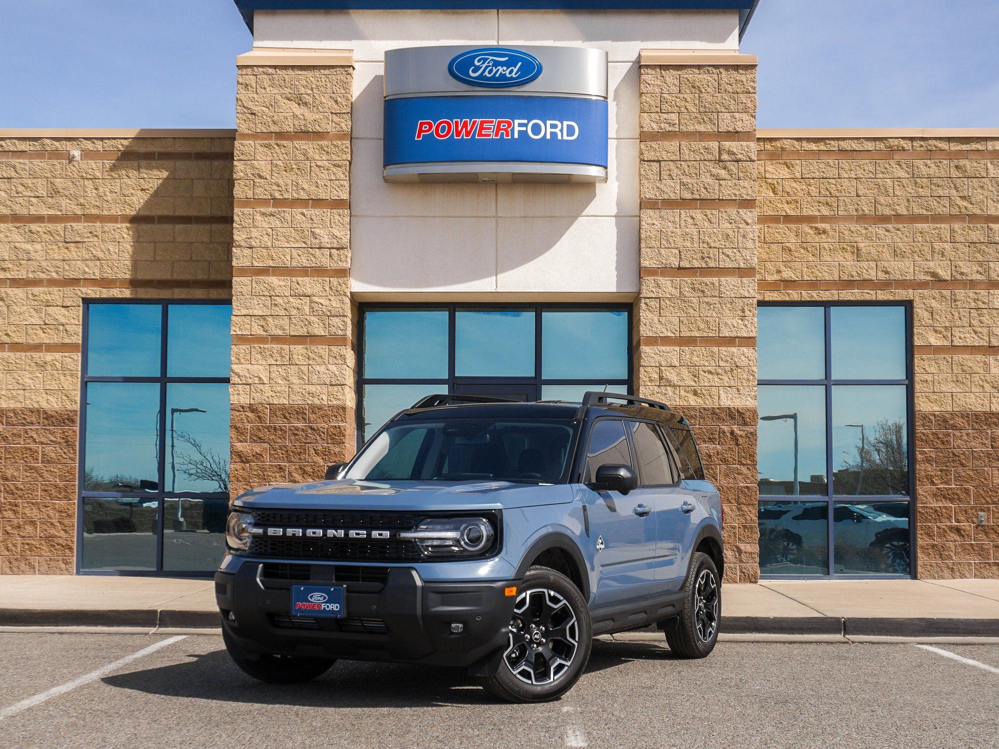 New 2025 Ford Bronco Sport Outer Banks w/ Outer Banks Tech Package+ AWD/4WD image 2