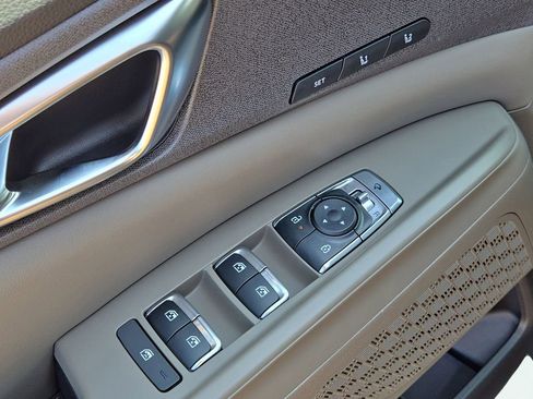 New 2026 Kia Carnival EX image 16