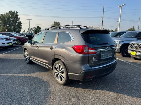 Used 2021 Subaru Ascent Limited w/ Technology Package AWD/4WD image 3