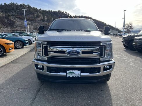 Used 2019 Ford F250 XLT w/ XLT Value Package image 7