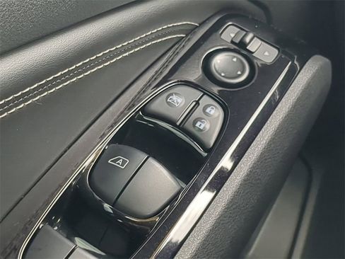 Used 2023 Nissan Altima 2.5 SV w/ SV Premium Package image 23