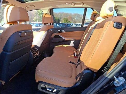 Certified 2025 BMW X7 xDrive40i w/ Premium Package image 10