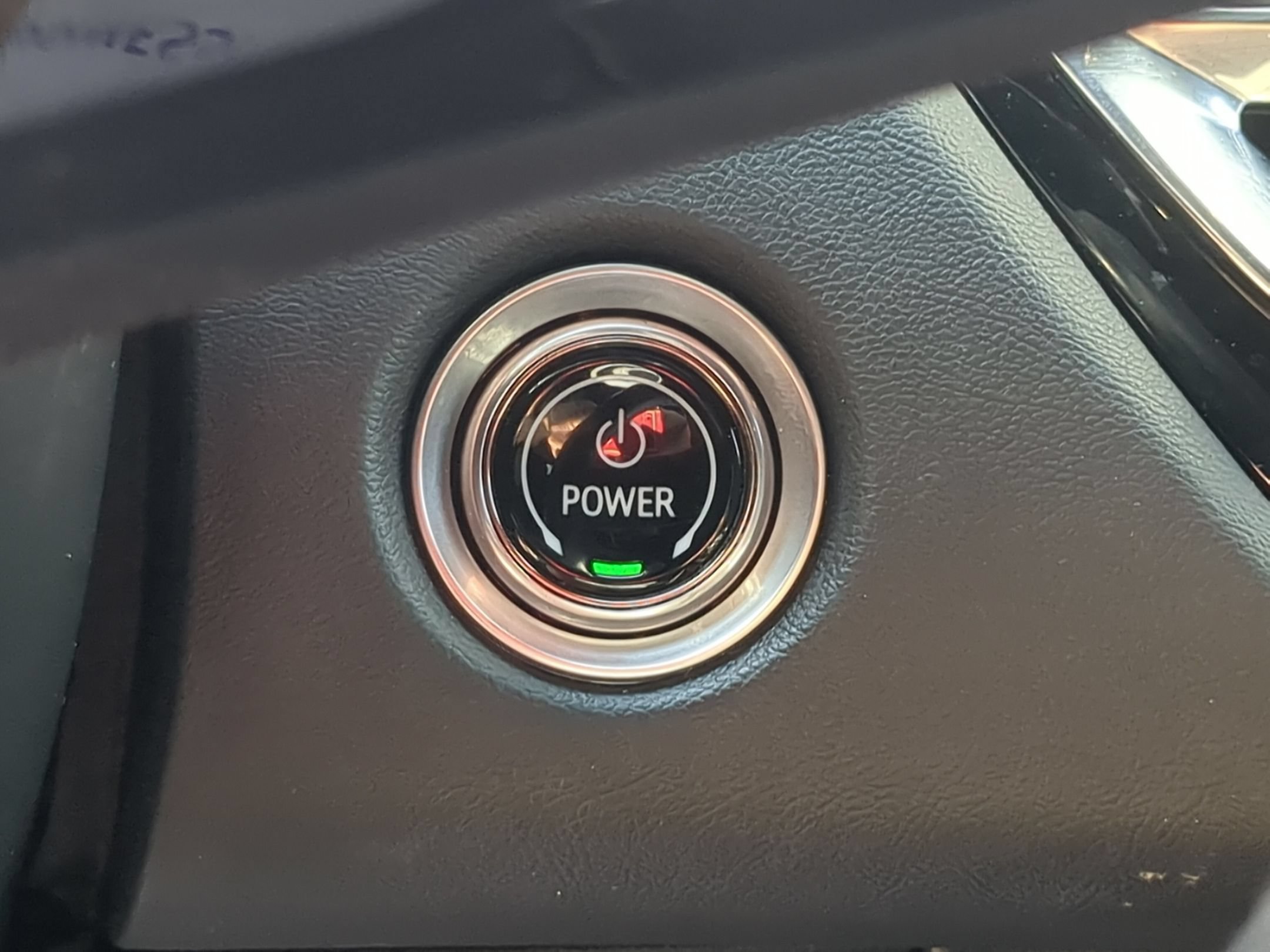 Certified 2024 Cadillac Lyriq Tech AWD/4WD image 16
