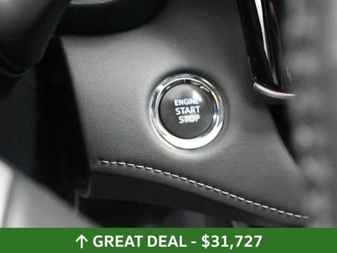 Used 2023 Toyota Highlander XLE FWD image 43