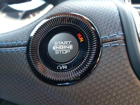 New 2025 Jeep Compass Latitude w/ Sun & Sound Group image 35