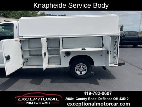 Used 2020 Chevrolet Express 3500 w/ Power Convenience Package RWD image 10