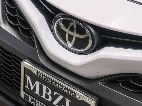 Used 2023 Toyota Camry SE FWD image 14
