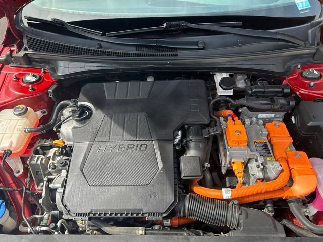 Used 2022 Hyundai Elantra Limited FWD image 9