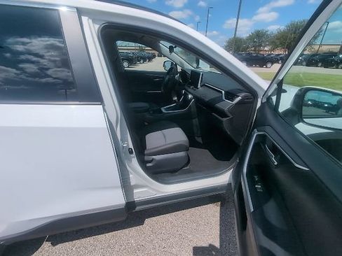Certified 2025 Toyota RAV4 XLE FWD image 3