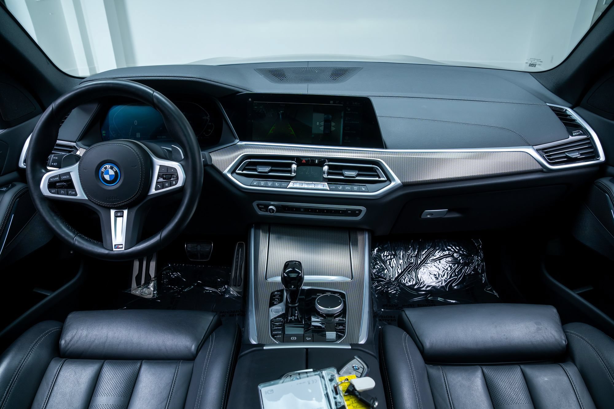 Used 2022 BMW X5 xDrive45e w/ M Sport Package AWD/4WD image 9