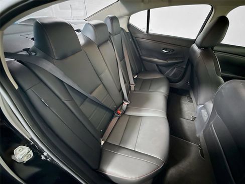 Used 2024 Nissan Sentra SR w/ SR Premium Package FWD image 25