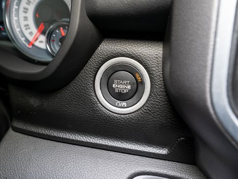 Used 2024 RAM 1500 Big Horn image 33