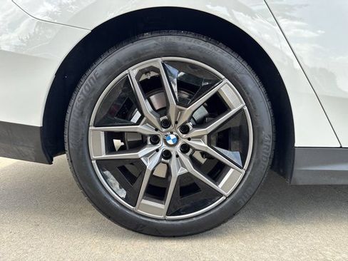 Used 2026 BMW 530i xDrive AWD/4WD image 28