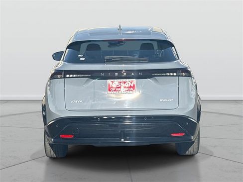 Certified 2024 Nissan Ariya FWD image 4