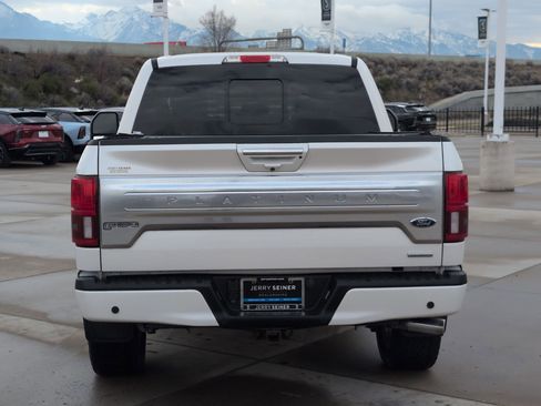 Used 2018 Ford F150 Platinum w/ Equipment Group 701A Luxury image 4