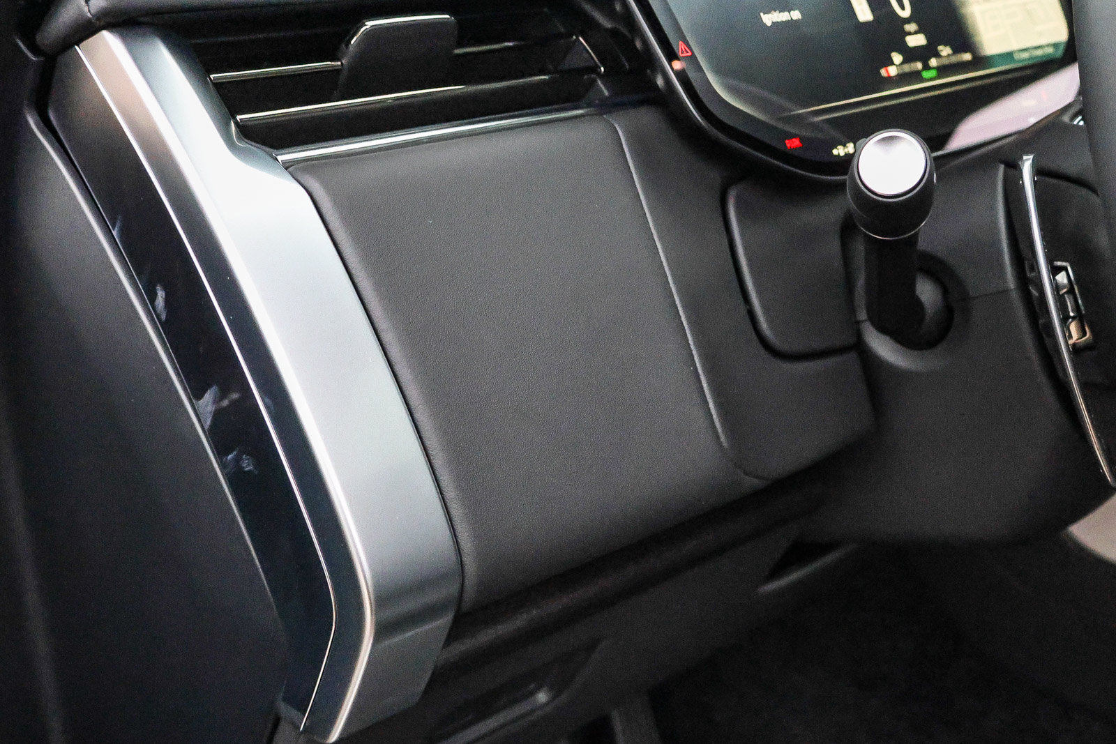 New 2026 Land Rover Range Rover SE AWD/4WD image 32