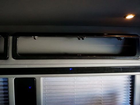 Used 2014 Mercedes-Benz Sprinter 2500 image 36