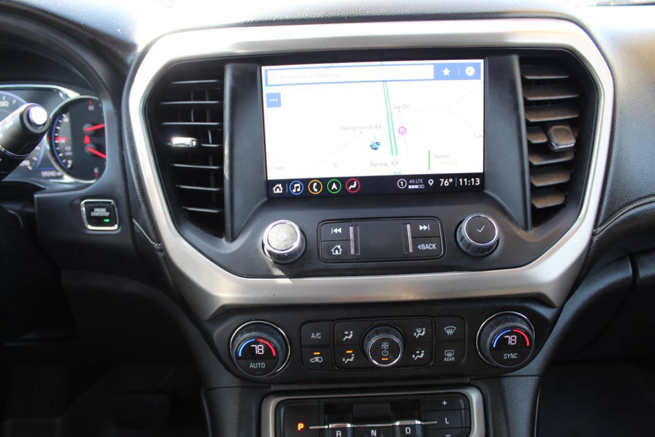 Used 2023 GMC Acadia Denali w/ Denali Ultimate Package AWD/4WD image 17