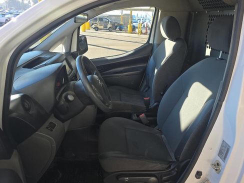 Used 2020 Nissan NV200 S w/ Back Door Glass Package image 4